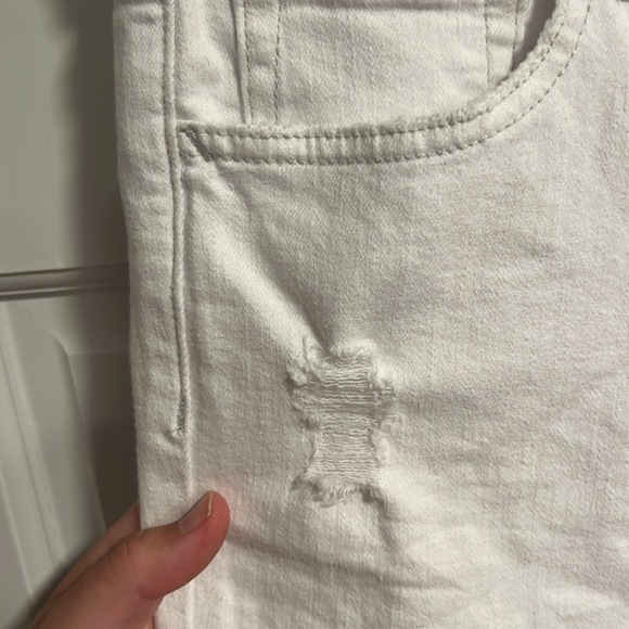 Joe’s Jeans High Rise Distressed Flare White Jeans Size 26 - Picture 7 of 13